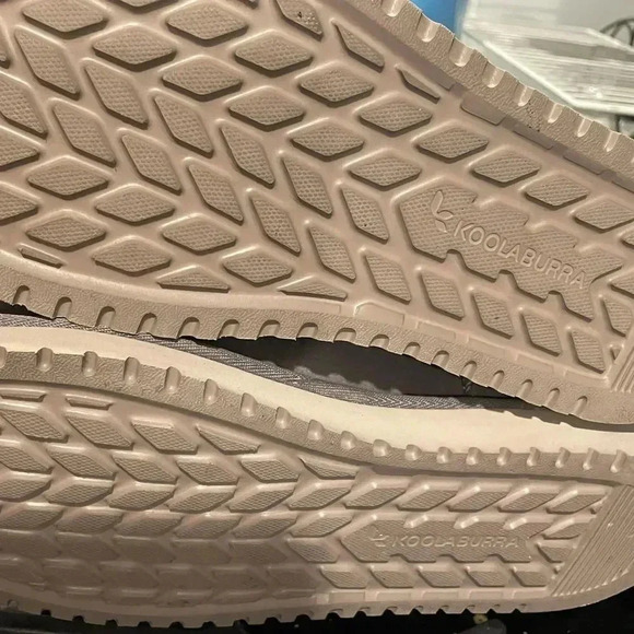 Ugg Koolaburra Gray Suede Boots size 9‎ NWOT - Picture 5 of 5